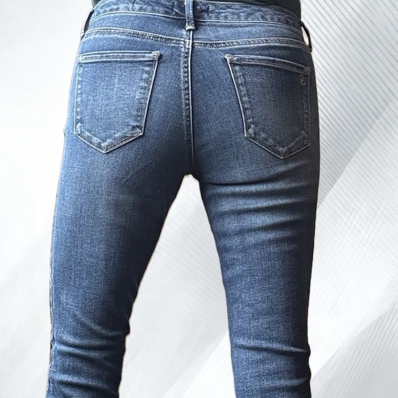 Jessica Simpson Medium Blue Kiss Me Super Skinny Jeans - Picture 2 of 8